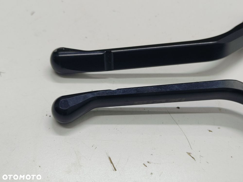 Klamki Akcesoryjne Suzuki GSX-8S - 3