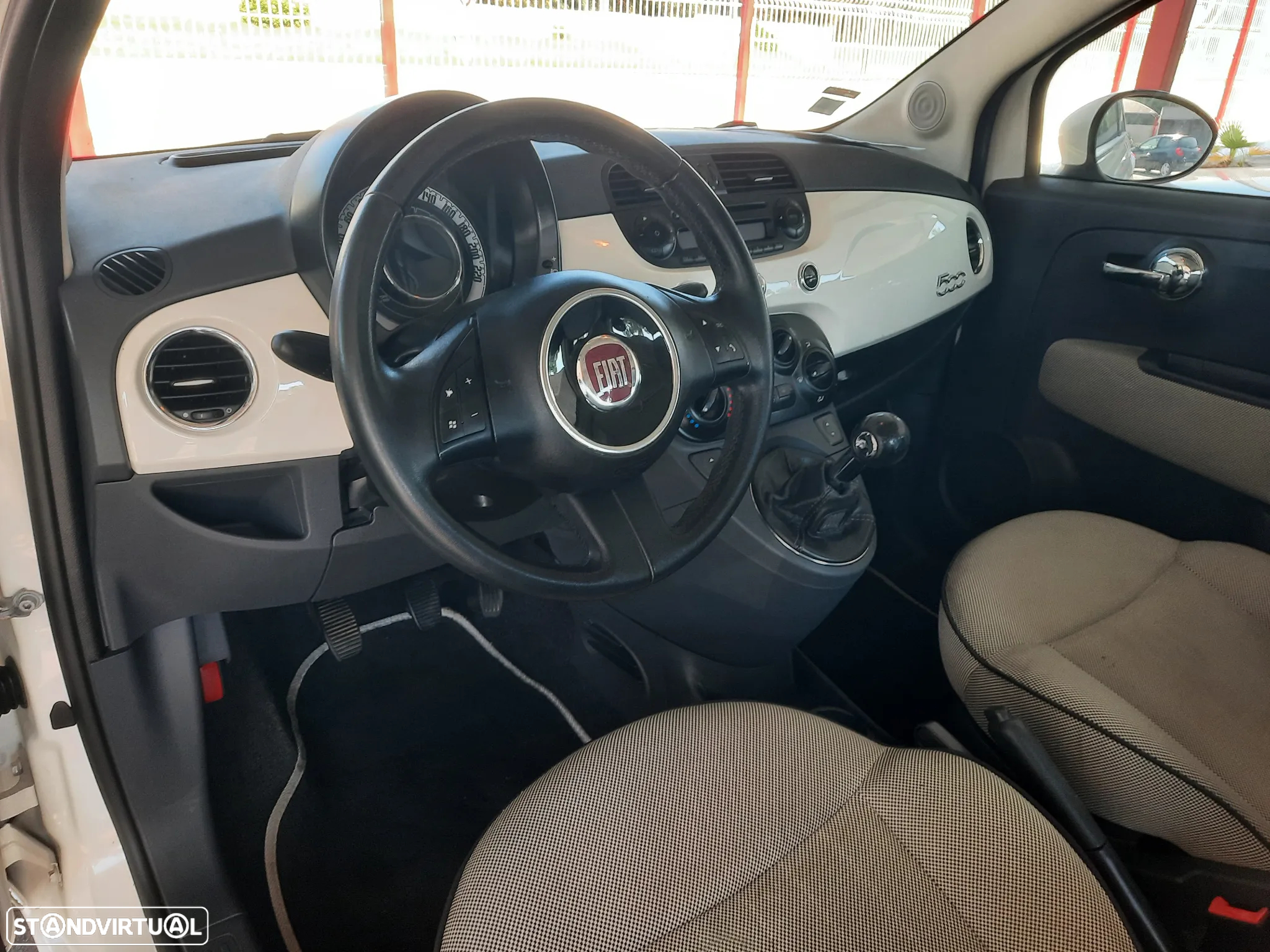Fiat 500 1.3 16V MJ Lounge S&S - 32
