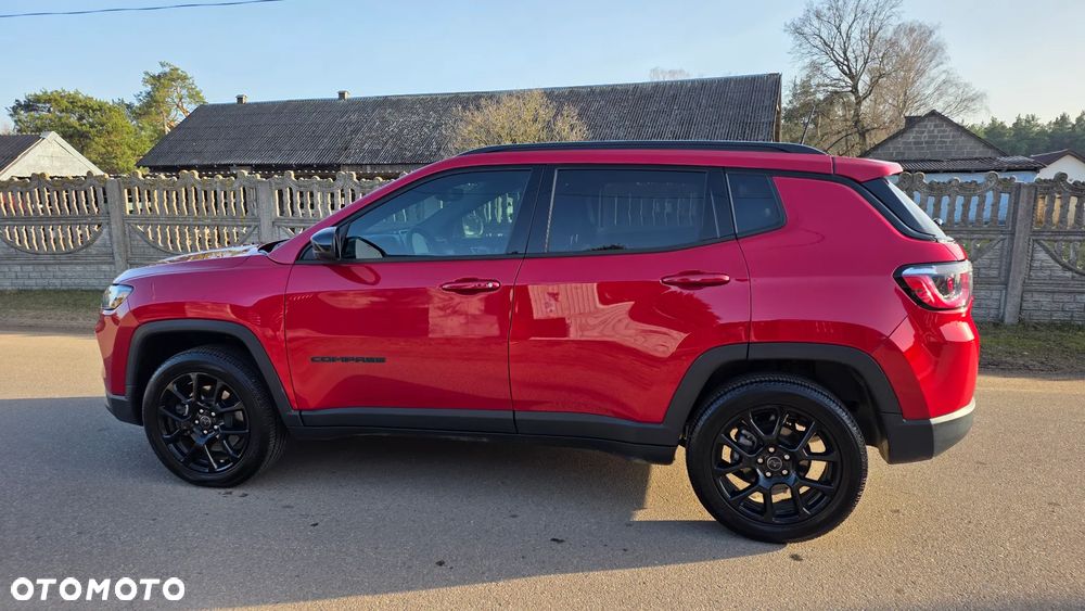 Jeep Compass - 22