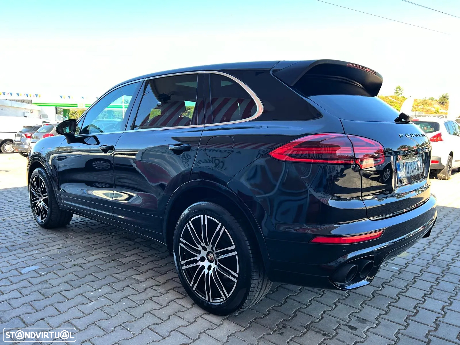 Porsche Cayenne S Hybrid - 17