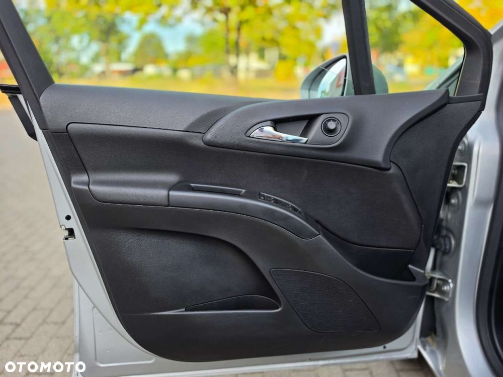 Opel Meriva - 33