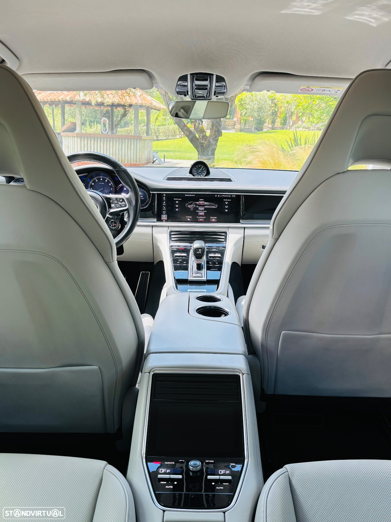 Porsche Panamera 4 E-Hybrid - 21
