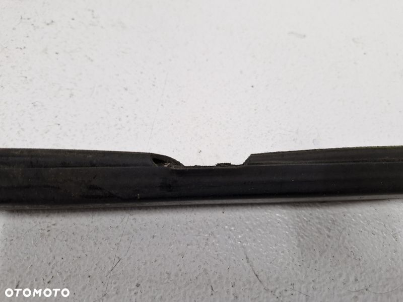 FIAT 500X LISTWA ZGARNIAJĄCA DRZWI PRAWY PRZÓD PRAWA PRZEDNIA CZARNA - 5