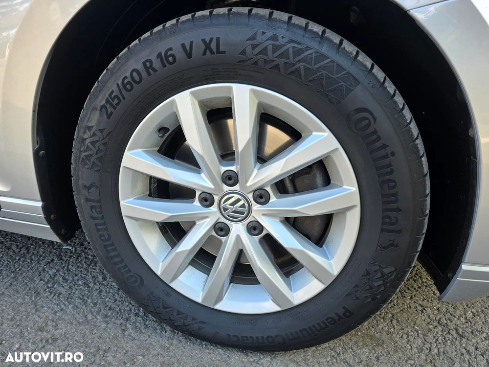 Volkswagen Passat 2.0 TDI DSG 4Motion Highline - 19