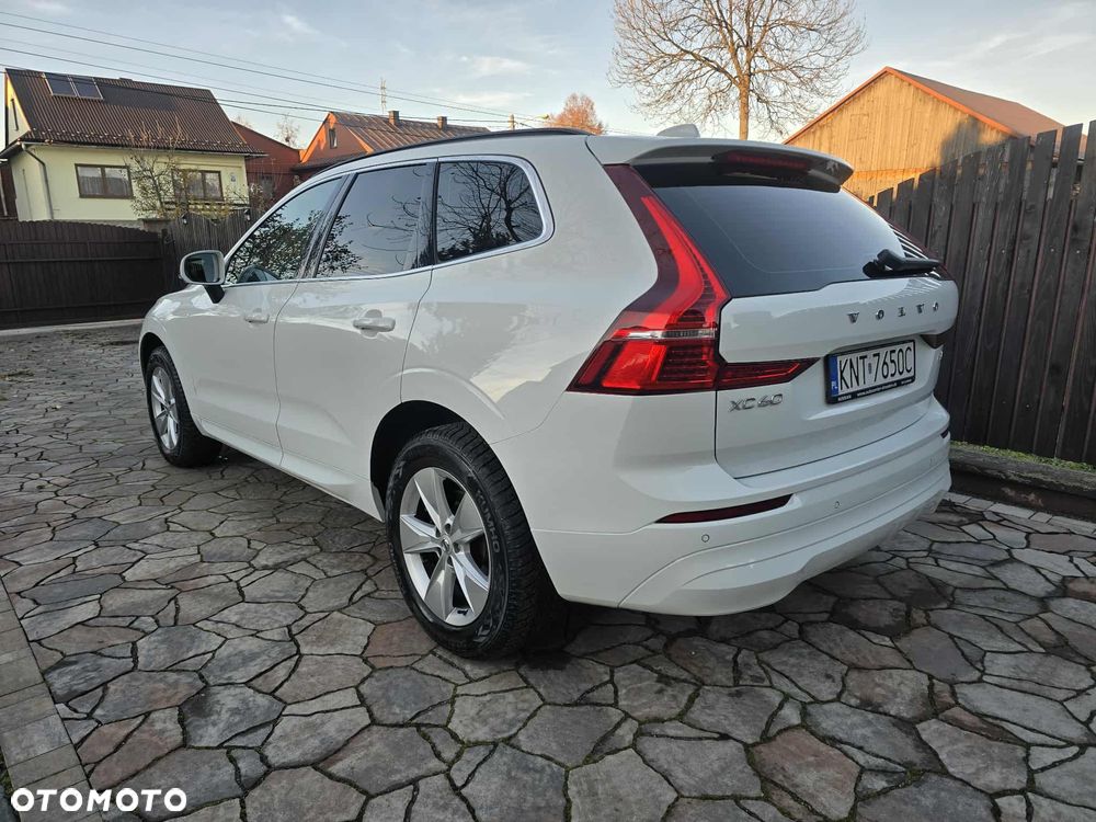 Volvo XC 60 D4 Momentum Pro - 3