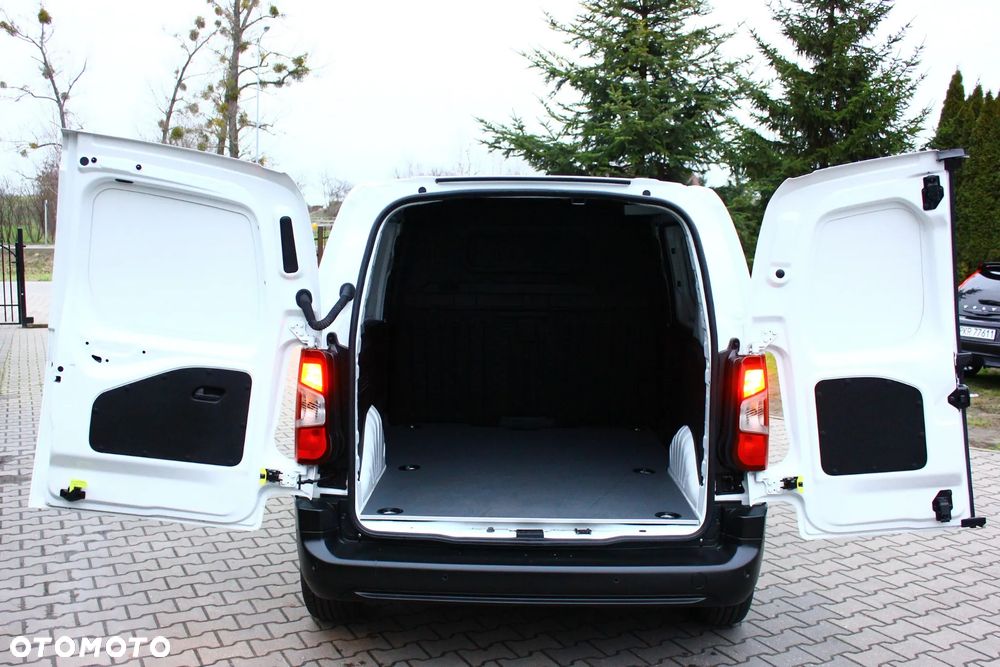 Toyota PROACE CITY BLASZAK 2 OSOBOWY 1.5 D-4D 100KM PEWNE AUTO FV23% - 34