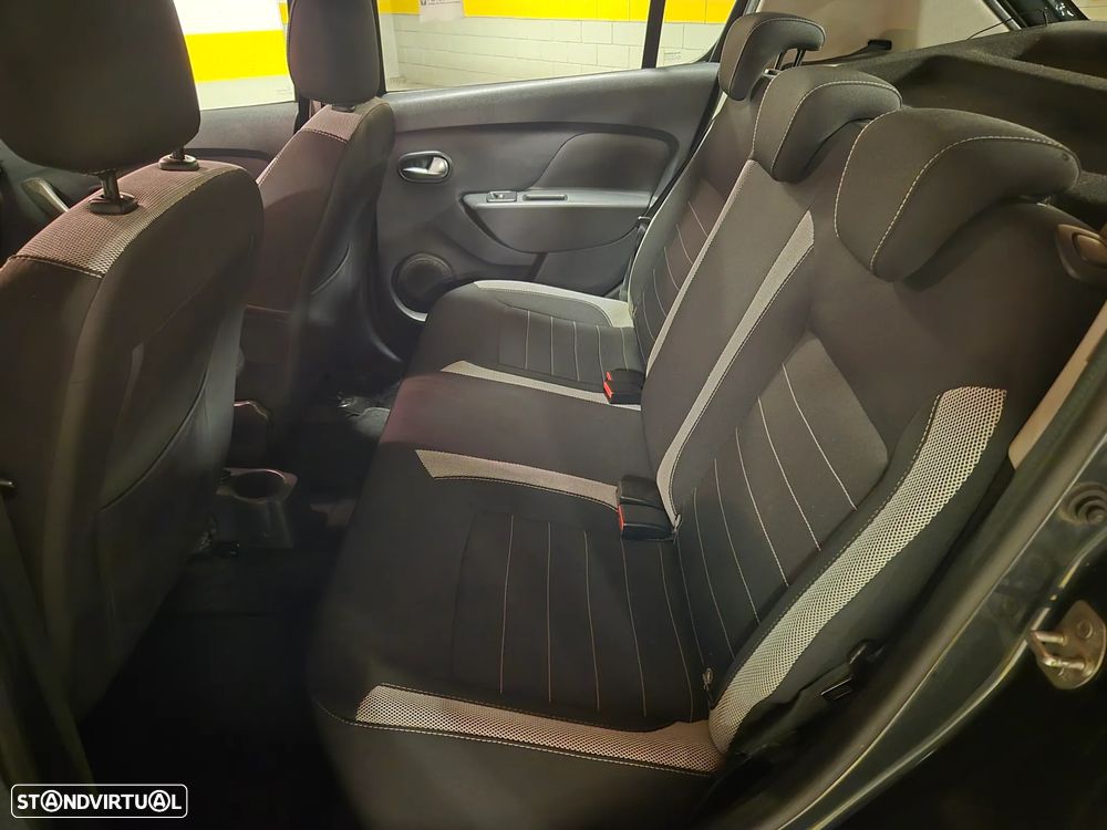 Dacia Sandero 0.9 TCe Stepway - 26
