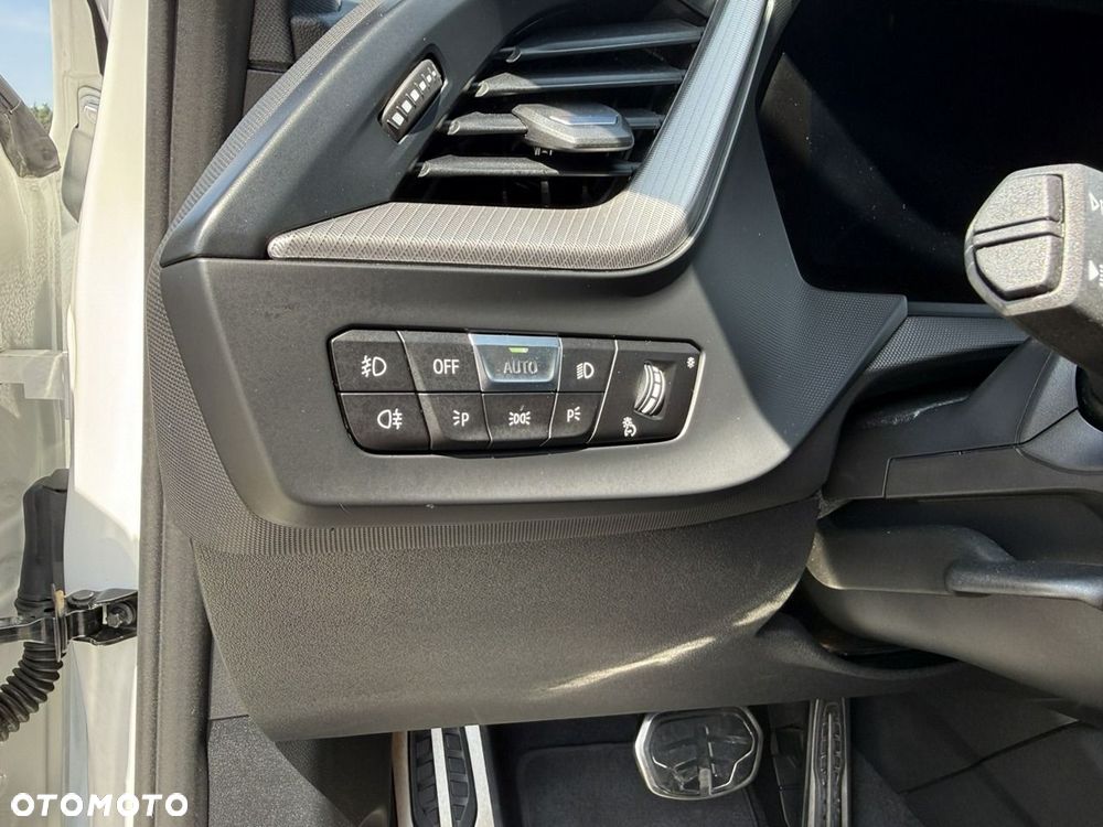 BMW Seria 1 120d M Sport Shadow - 29