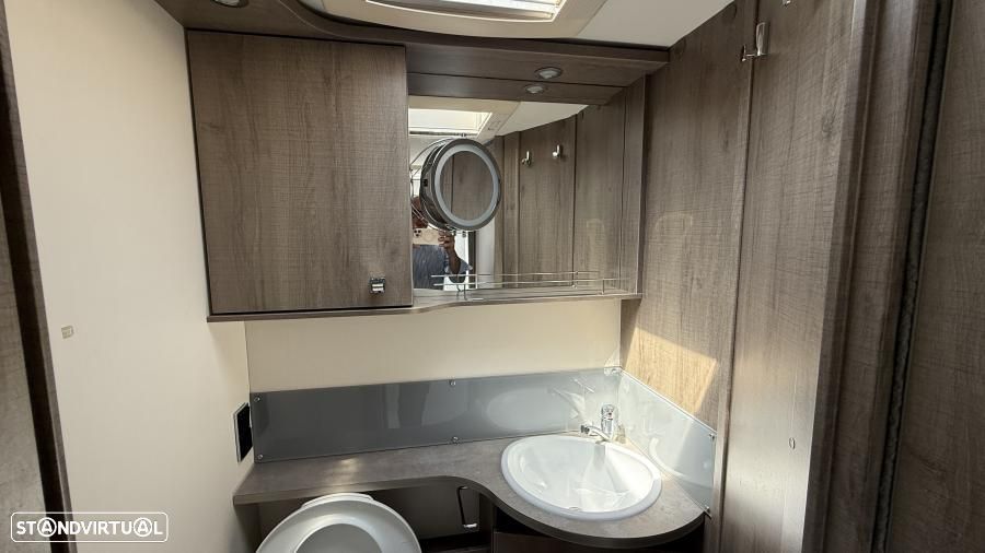 Bavaria T 746 Style c.central e basculante - 3