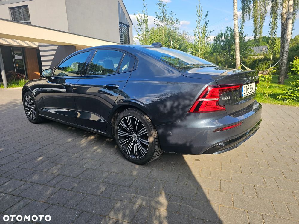 Volvo S60 B5 B AWD Ultimate Dark - 3