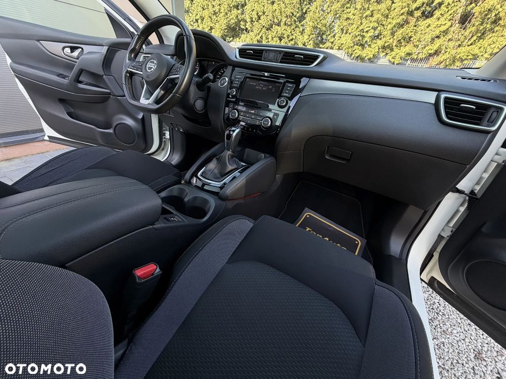 Nissan Qashqai 1.3 DIG-T N-Connecta DCT - 15