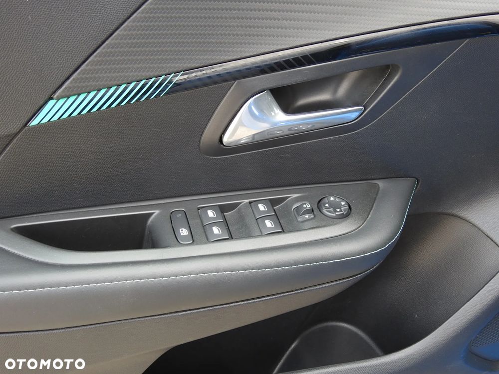 Peugeot 208 PureTech 75 Allure Pack - 18