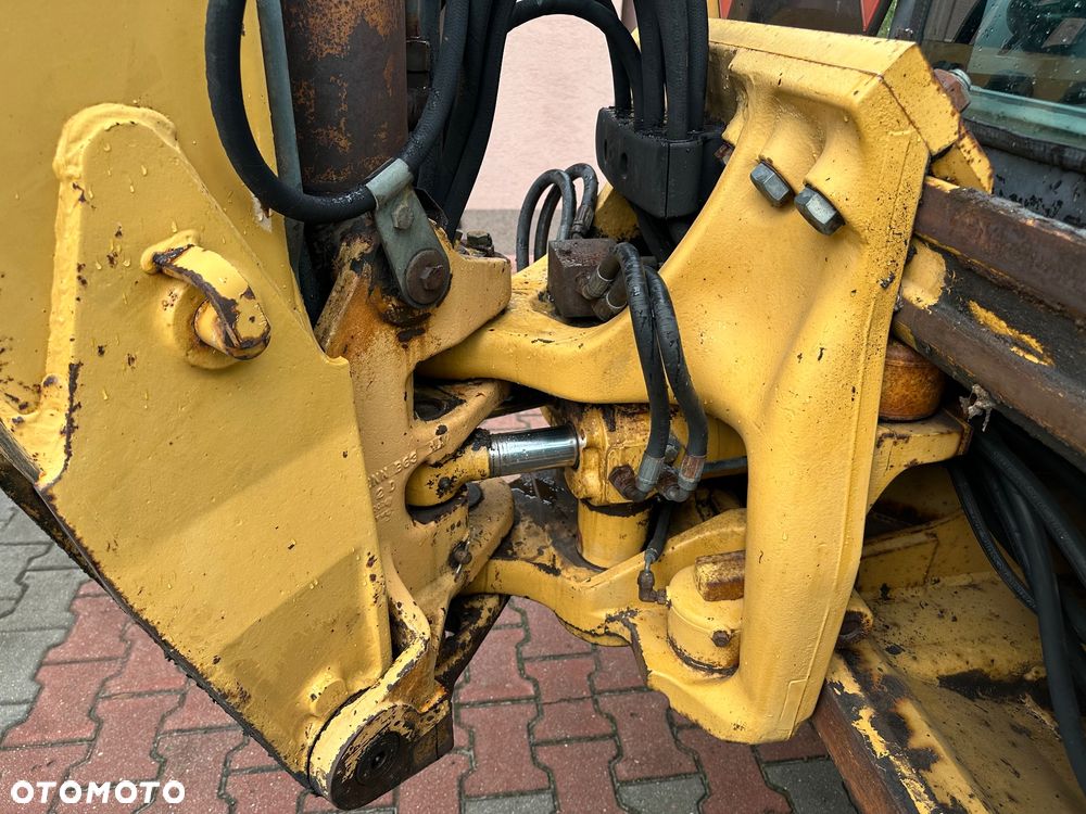 Caterpillar CAT 428D 2002 rok 4x4 moc 80KM - 5