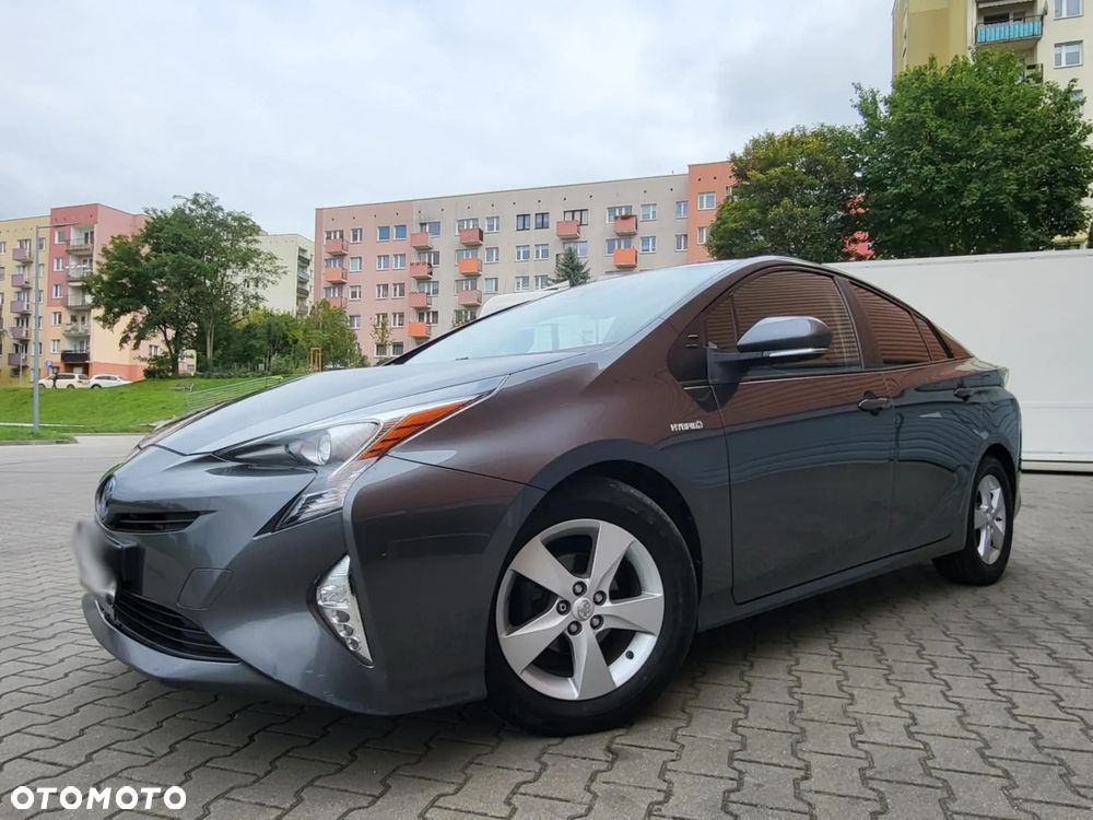 Toyota Prius 1.8 Hybrid Premium - 3