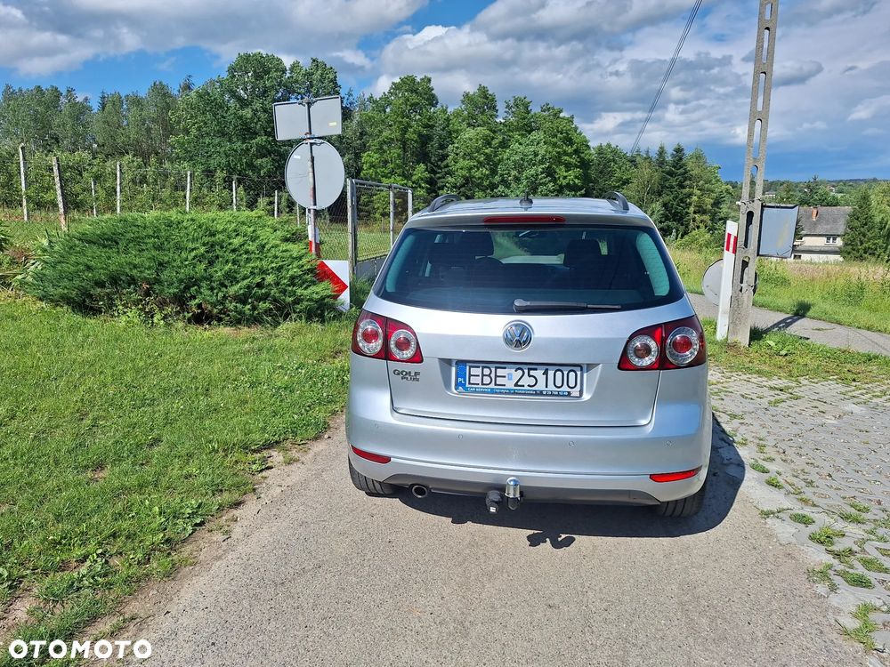 Volkswagen Golf Plus 1.6 TDI Trendline DSG - 24