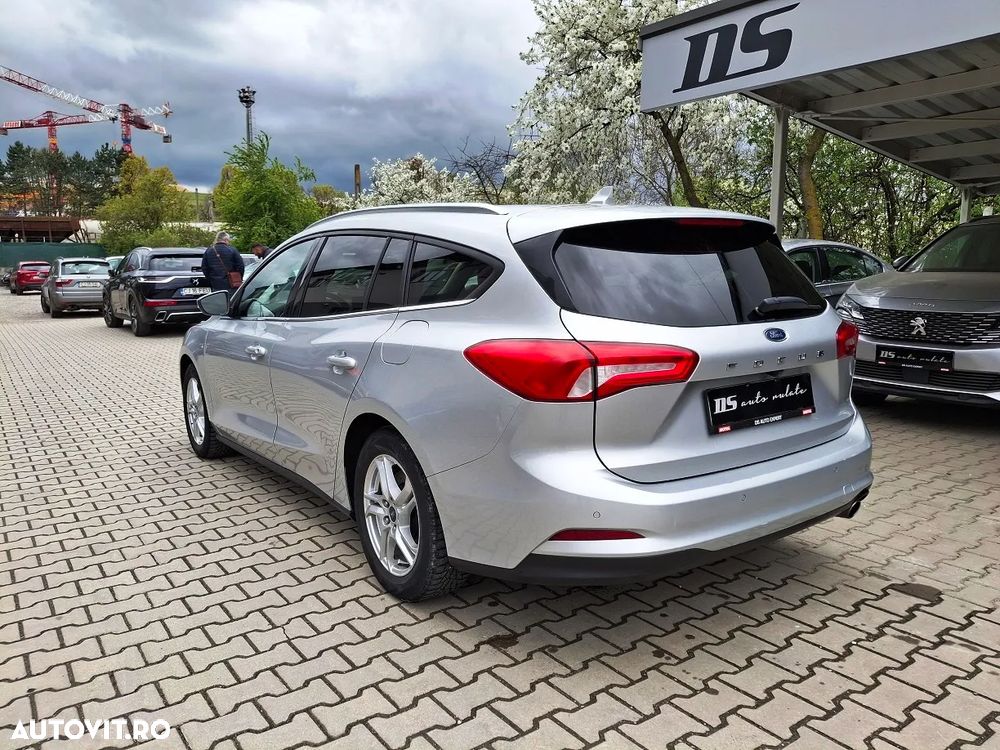 Ford Focus 1.5 EcoBlue Connected - 4