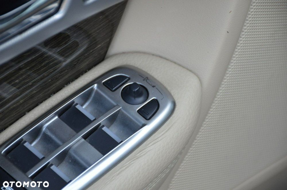 Jaguar XF - 26