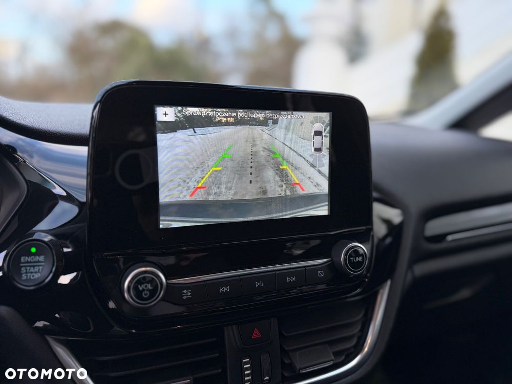 Ford Fiesta 1.0 EcoBoost Titanium - 12