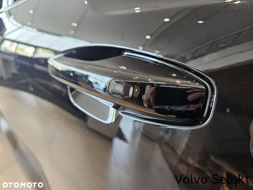 Volvo XC 40 - 35