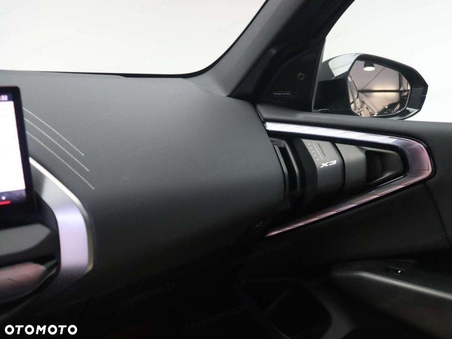 BMW X3 xDrive20 mHEV - 12