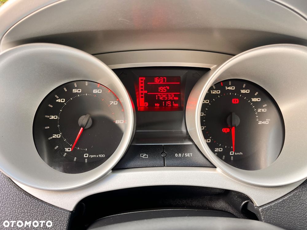 Seat Ibiza SC 1.4 16V Sport - 11