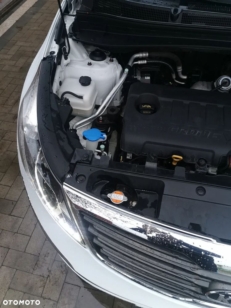 Kia Sportage 1.7 CRDI 2WD Attract - 14