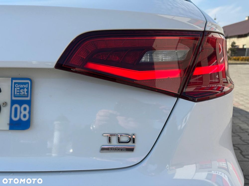 Audi A3 Sportback 1.6 TDI (clean diesel) S line Sportpaket - 14