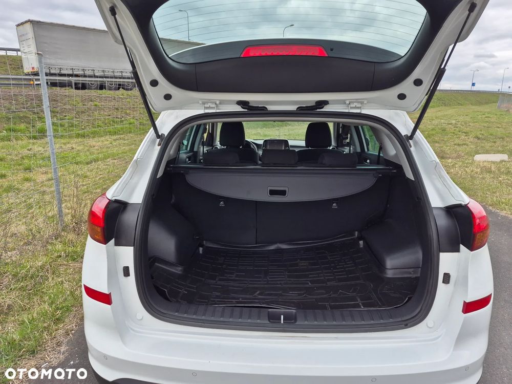 Hyundai Tucson - 12