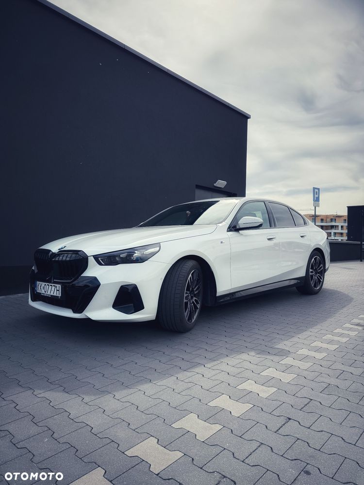 BMW Seria 5 520d mHEV M Sport - 4