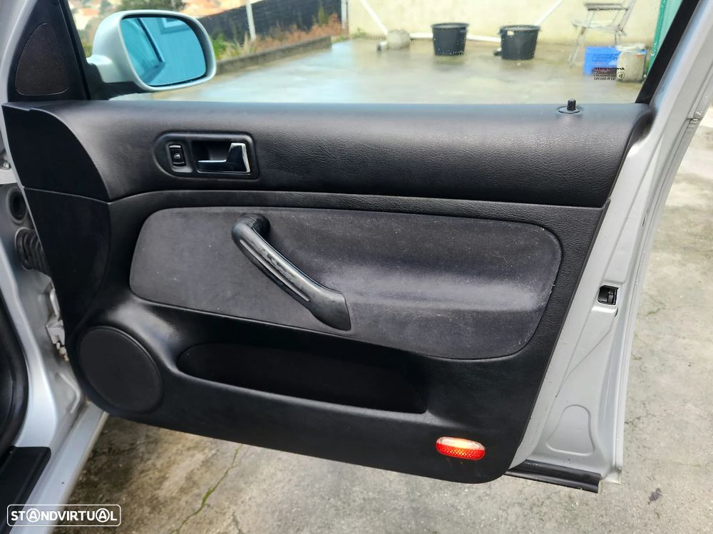 VW Golf Variant 1.9 TDi 4M Highline EC - 15