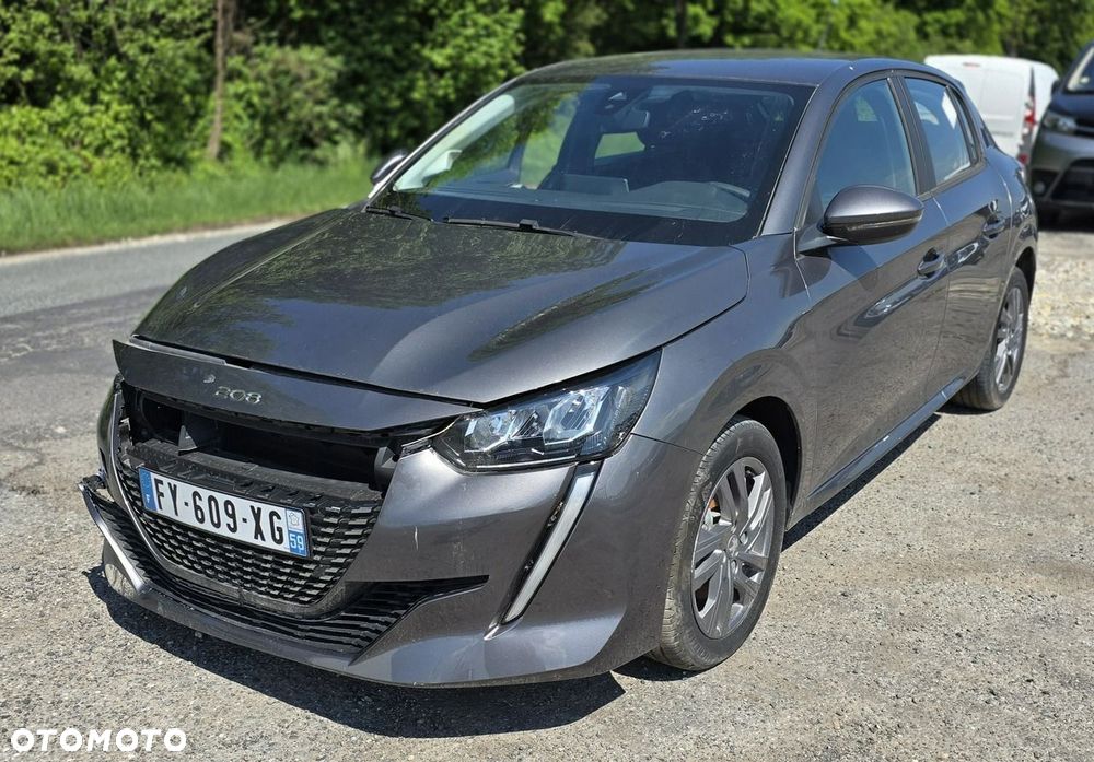 Peugeot 208 - 2