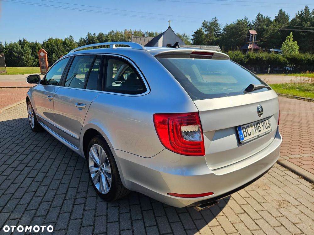 Skoda Superb 2.0 TDI Green tec 4x4 DSG Elegance - 5