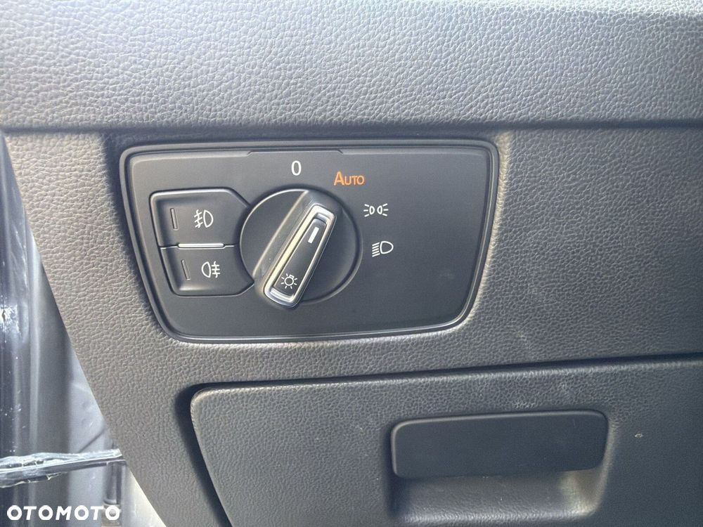 Volkswagen Passat Variant 2.0 TDI EVO Business - 20