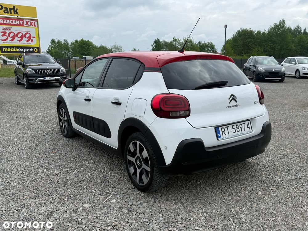 Citroën C3 Pure Tech 82 SHINE - 4