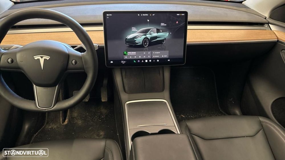 Tesla Model Y Long Range Dual Motor AWD - 4