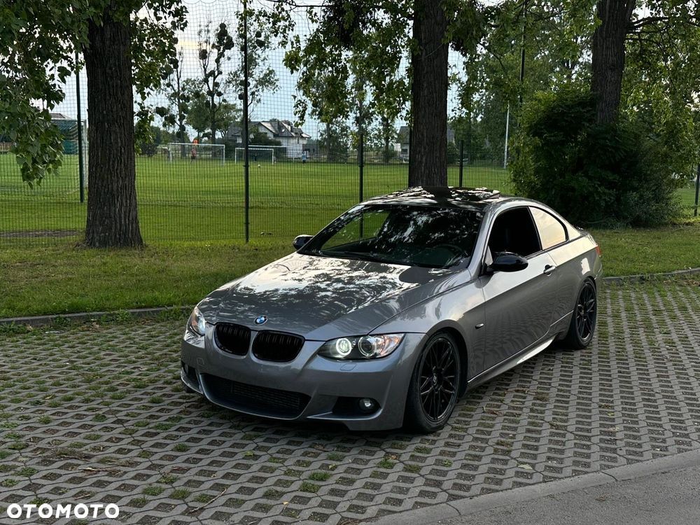 BMW Seria 3 335i Coupe M Sport Edition - 1