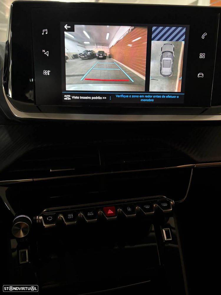 Peugeot 2008 1.2 PureTech Allure Pack - 24