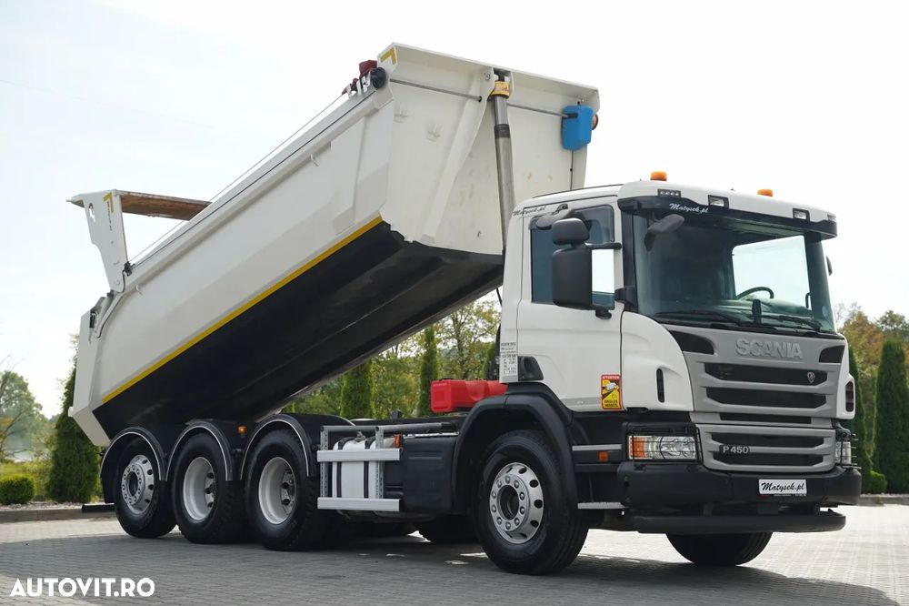 Scania P 450 / 8x4 / BASCULANTĂ CU DESCĂRCARE SPATE - 5,6 M / TRIDEM / AXĂ RIDICABILĂ ȘI VIRATOARE / OBLON SPATE HIDRAULIC / EURO 6 - 8