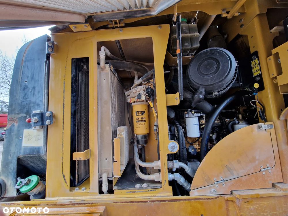 Caterpillar 928h - 37