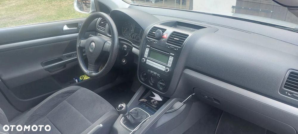 Volkswagen Jetta 1.9 TDI Comfortline - 2