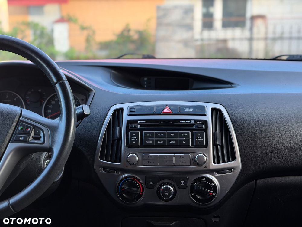 Hyundai i20 1.1 CRDi Trend - 18