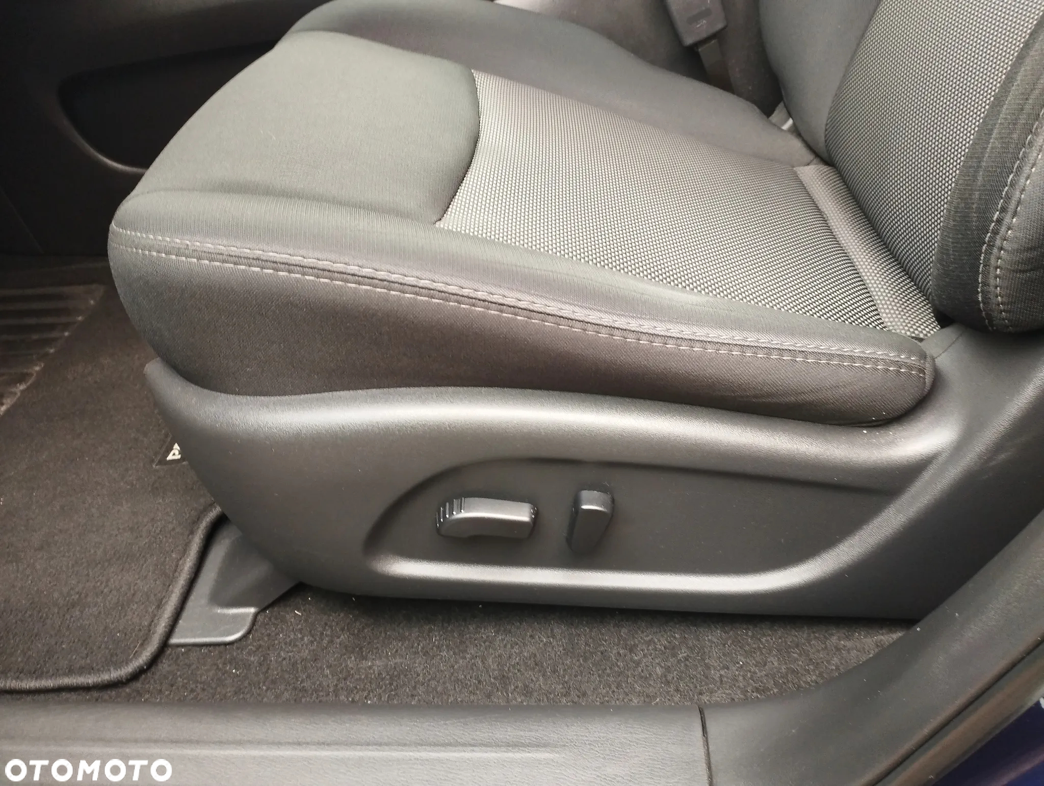 Nissan Pathfinder - 23