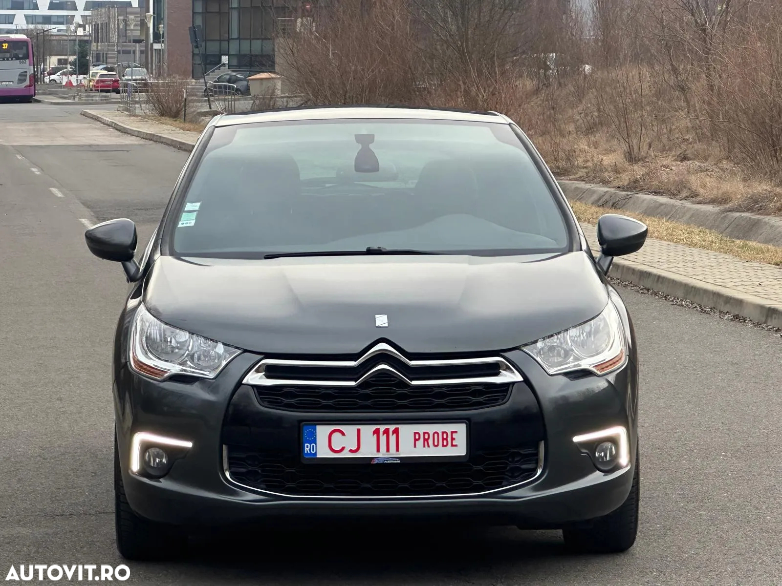 Citroën DS4 e-HDi 110 EGS6 SoChic - 8