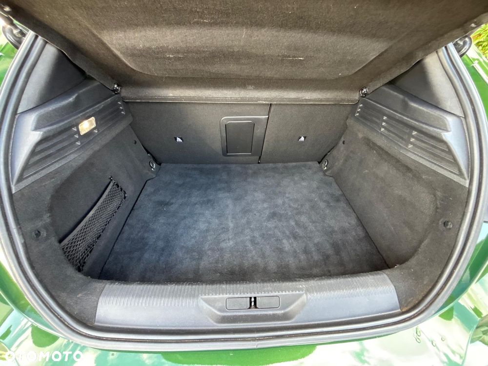 Peugeot 308 1.5 BlueHDi Allure S&S - 30