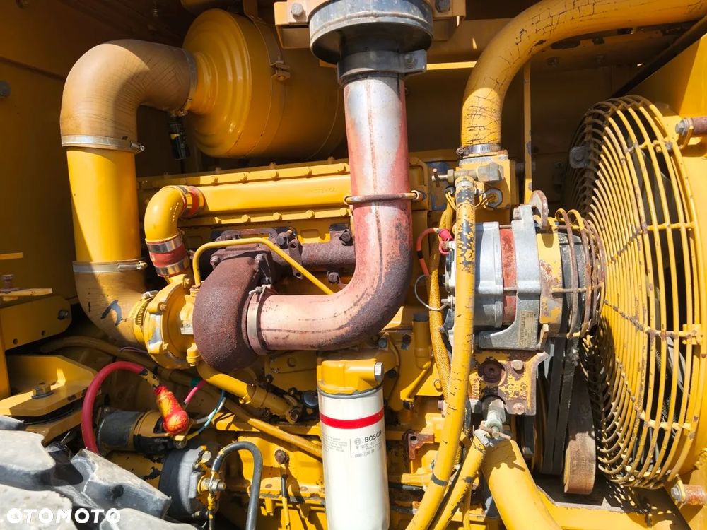 Caterpillar CS563C - 10