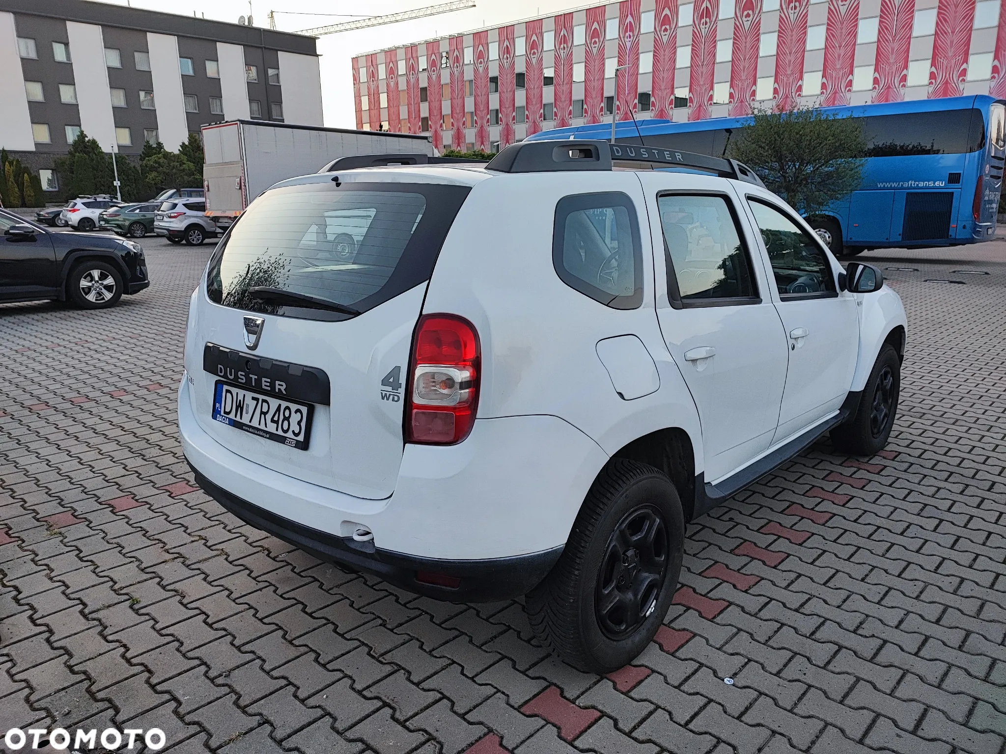 Dacia Duster 1.6 SCe Laureate 4x4 S&S - 5