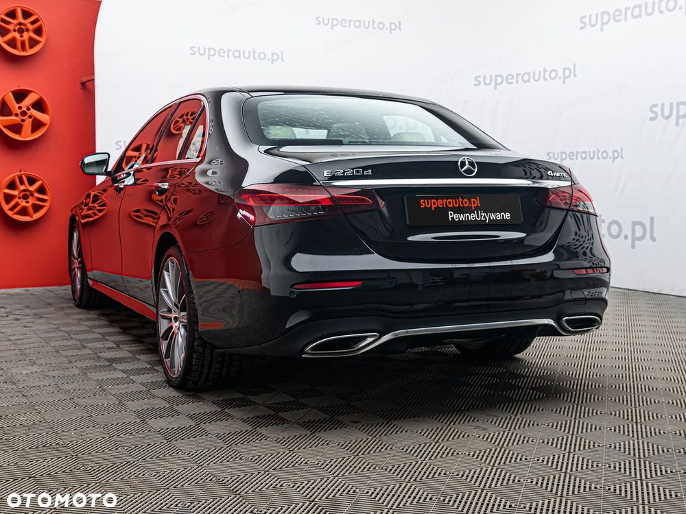 Mercedes-Benz Klasa E 220 d 4-Matic - 30