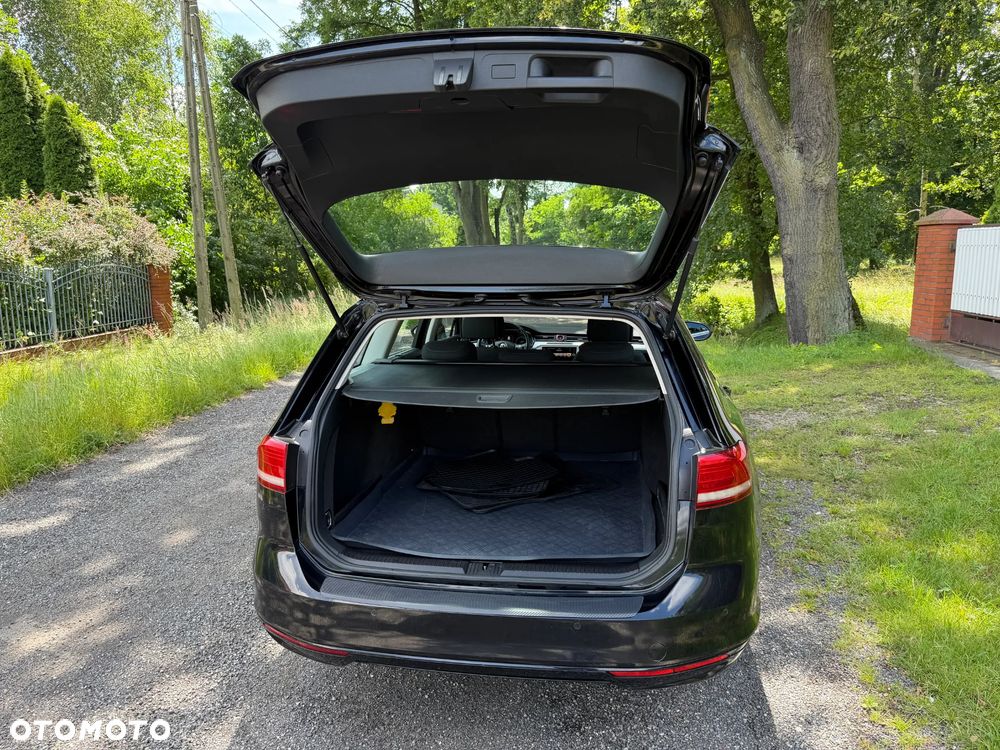 Volkswagen Passat Variant 1.4 TSI BMT ACT Trendline DSG - 32