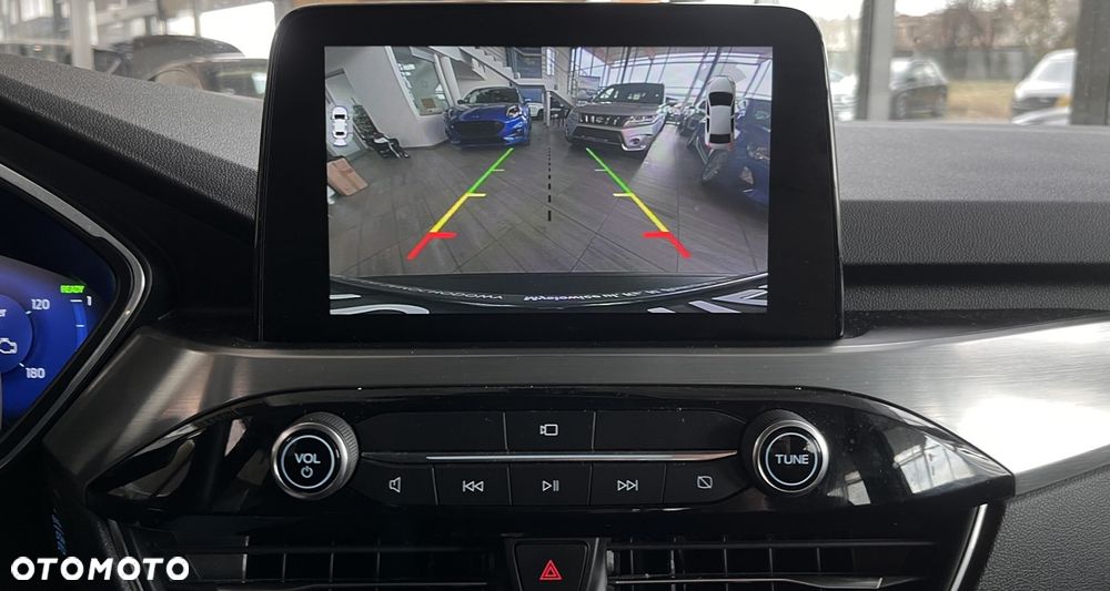 Ford Kuga 2.5 Duratec FHEV 4x4 TITANIUM - 16