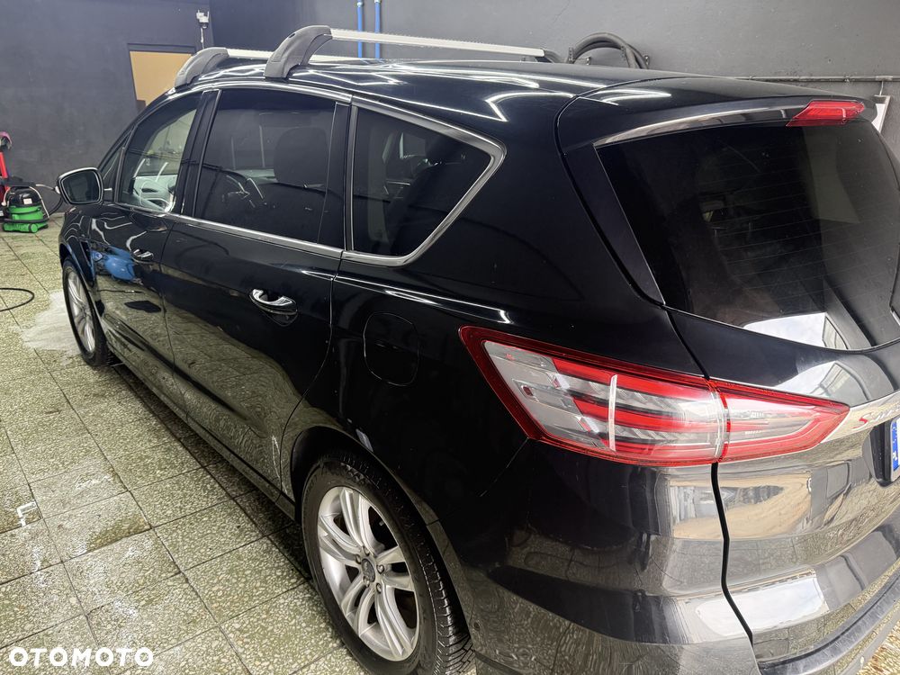 Ford S-Max 2.0 TDCi 4WD Titanium PowerShift - 8